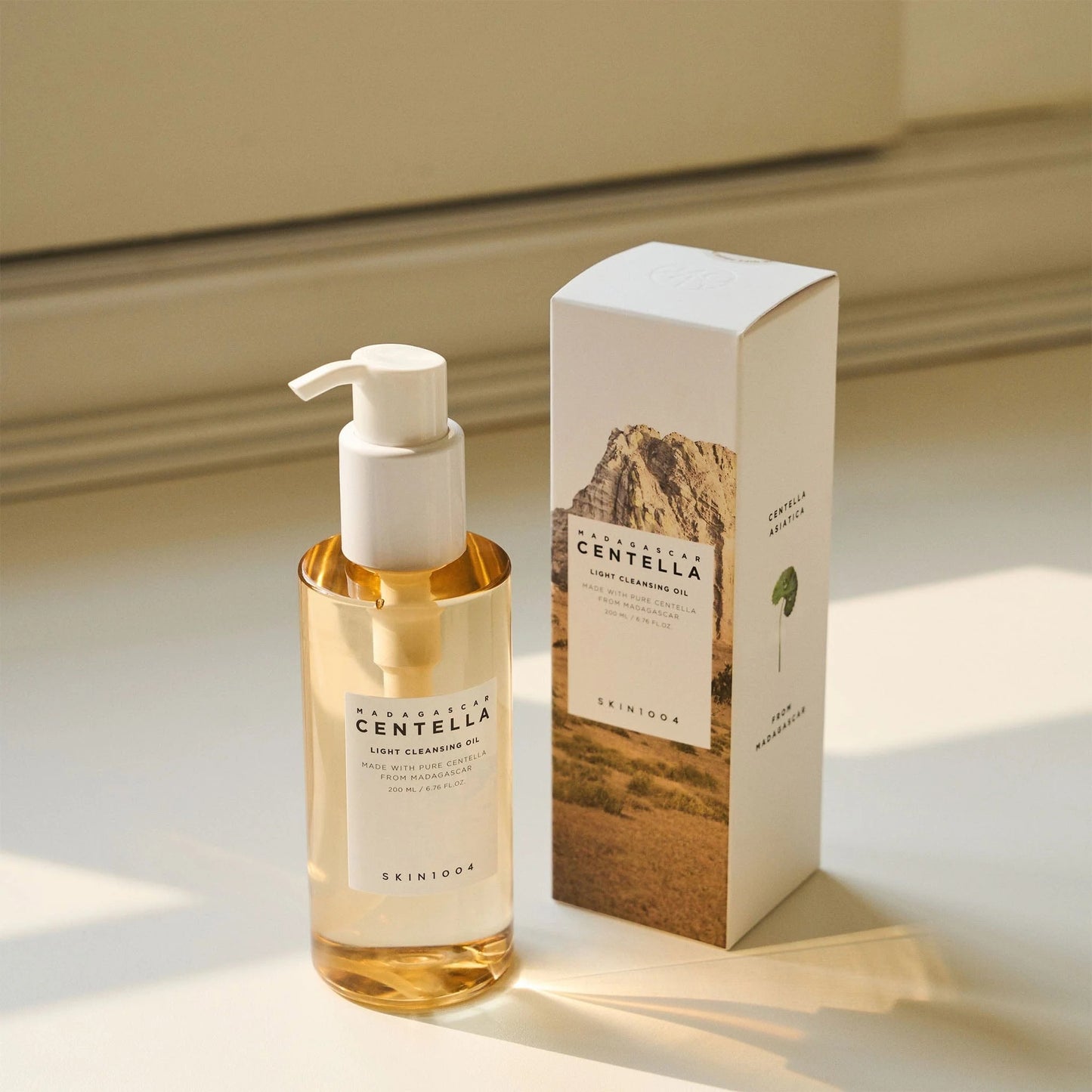 SKIN1004 - Madagascar Centella Light Cleansing Oil - 200ml