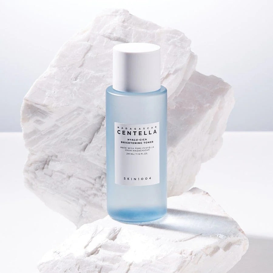 SKIN1004 - Hyalu-Cica Brightening Toner - 210ml